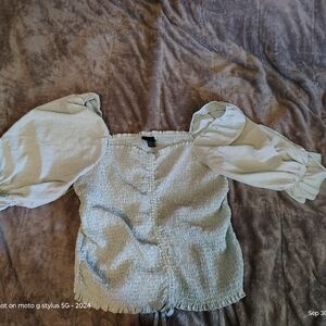 Elegant Puff Sleeve Top in Light Blue